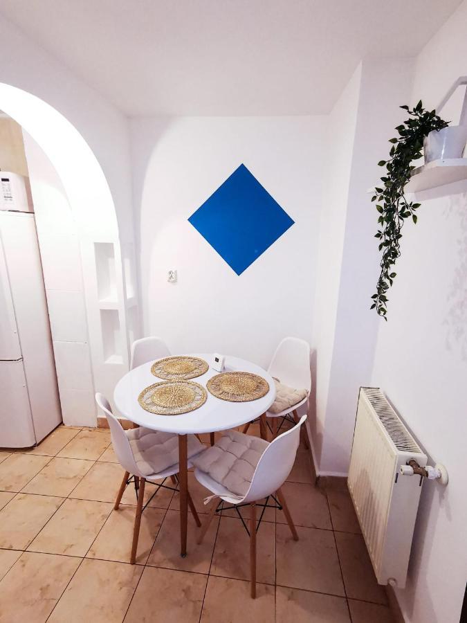 105500 Apartment Buşteni Εξωτερικό φωτογραφία